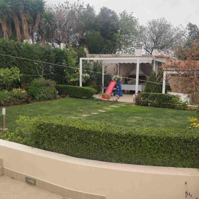 Takis & Machi House Apartment